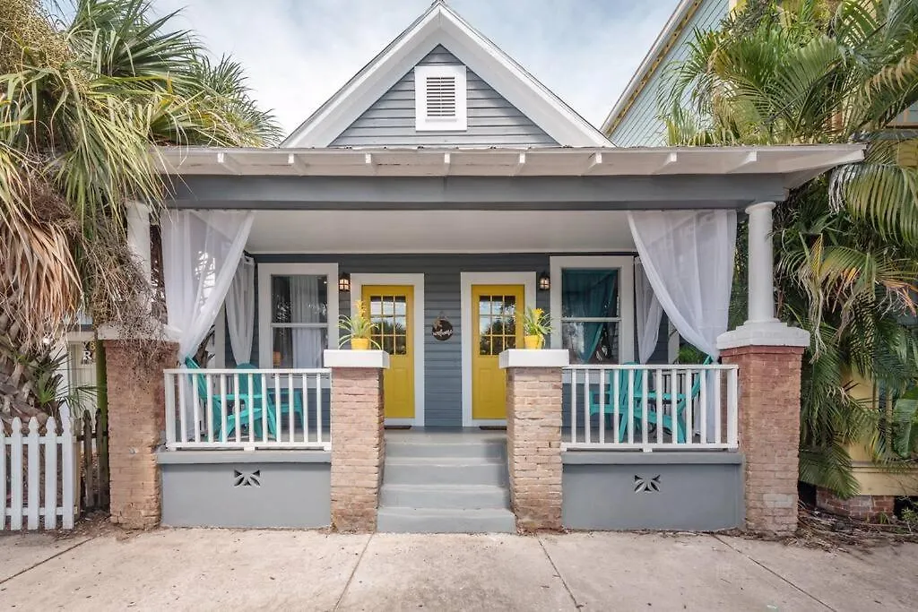 Franks Farmhouse Shotgun Style Apt In Ybor City Tampa